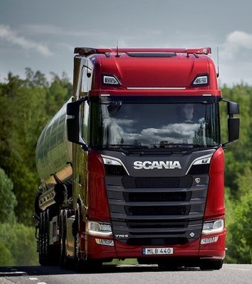 ScaITT presenta los nuevos motores V8 de Scania